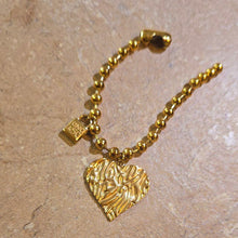 Load image into Gallery viewer, UN Rustic Heart Bracelets