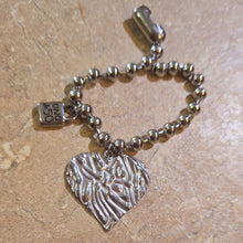 Load image into Gallery viewer, UN Rustic Heart Bracelets