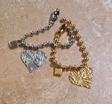 Load image into Gallery viewer, UN Rustic Heart Bracelets
