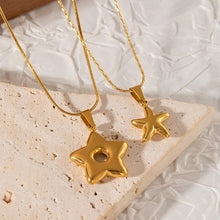 Load image into Gallery viewer, Summer Starfish Necklace