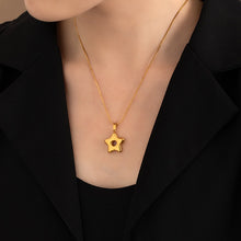 Load image into Gallery viewer, Summer Starfish Necklace