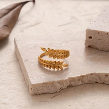 Load image into Gallery viewer, Golden Adjustable Leaf Ring