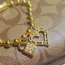 Load image into Gallery viewer, UN- Lock and Heart Brilliant Bracelet