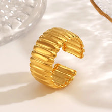 Load image into Gallery viewer, Expandable Stainless Steel Ring