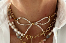 Load image into Gallery viewer, Choker Bow Necklace