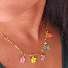 Load image into Gallery viewer, Colors Flowers Charm Necklace