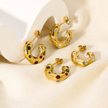 Load image into Gallery viewer, Classic Style C Earrings
