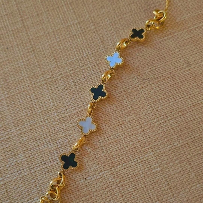 Clover Black and White Bracelet