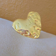Load image into Gallery viewer, Vintage Big Heart Open Ring
