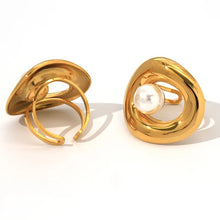Load image into Gallery viewer, Elegant Pearl Open Ring
