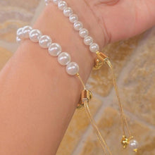 Load image into Gallery viewer, Beaded Adjustable Pearl Bracelet
