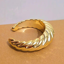 Load image into Gallery viewer, Spiral Bangles Bracelets
