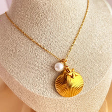 Load image into Gallery viewer, Summer Shell Necklace
