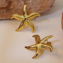 Load image into Gallery viewer, Beach Starfish Earrings

