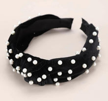 Load image into Gallery viewer, Fashion Pearl Headband
