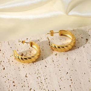 Croissant Gold Earrings Set