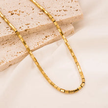 Load image into Gallery viewer, Retro Square Necklace
