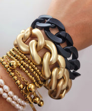 Load image into Gallery viewer, Black and Gold Night Platic Bracelets
