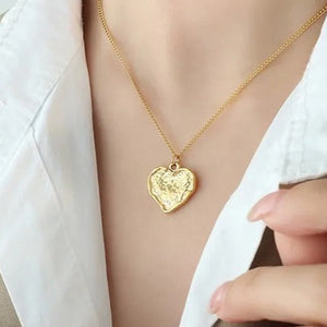 Retro Heart Golden Necklace