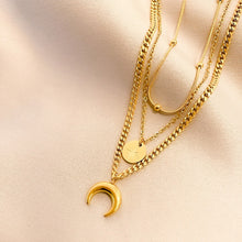 Load image into Gallery viewer, Moon And The Stars With Sun  Necklace.

